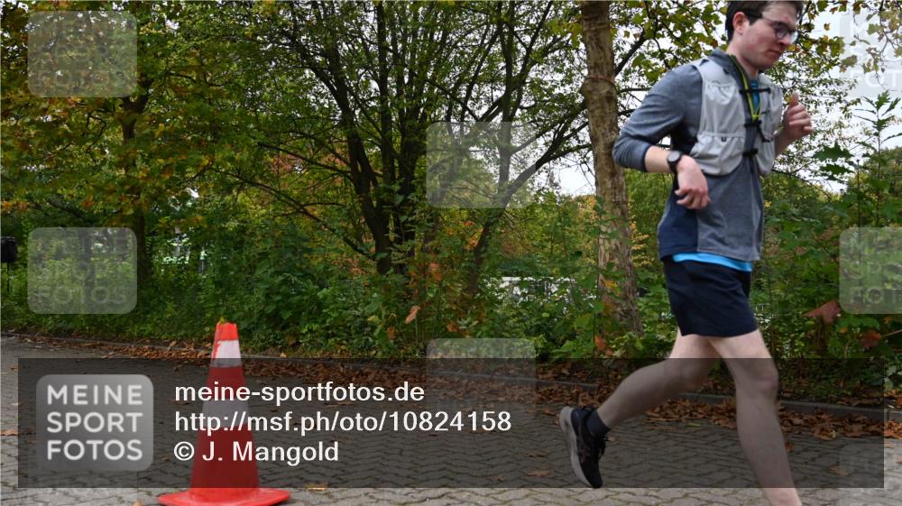 11.10.2026 - Bramfelder Halbmarathon 2026 J. Mangold http://msf.ph/oto/10824158 11.10.2026 10:40:58 Laufen 205, 293, 783, 784 meine-sportfotos.de