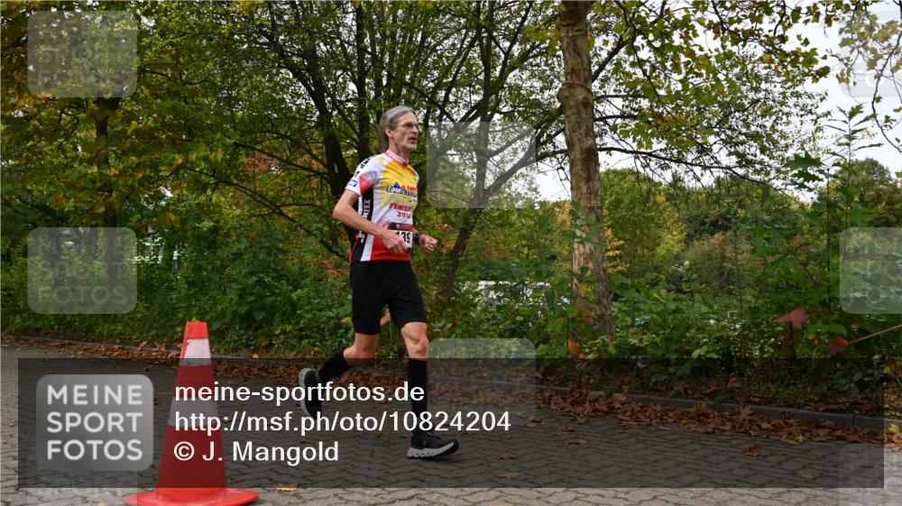 11.10.2026 - Bramfelder Halbmarathon 2026 J. Mangold http://msf.ph/oto/10824204 11.10.2026 10:41:43 Laufen 139, 358 meine-sportfotos.de