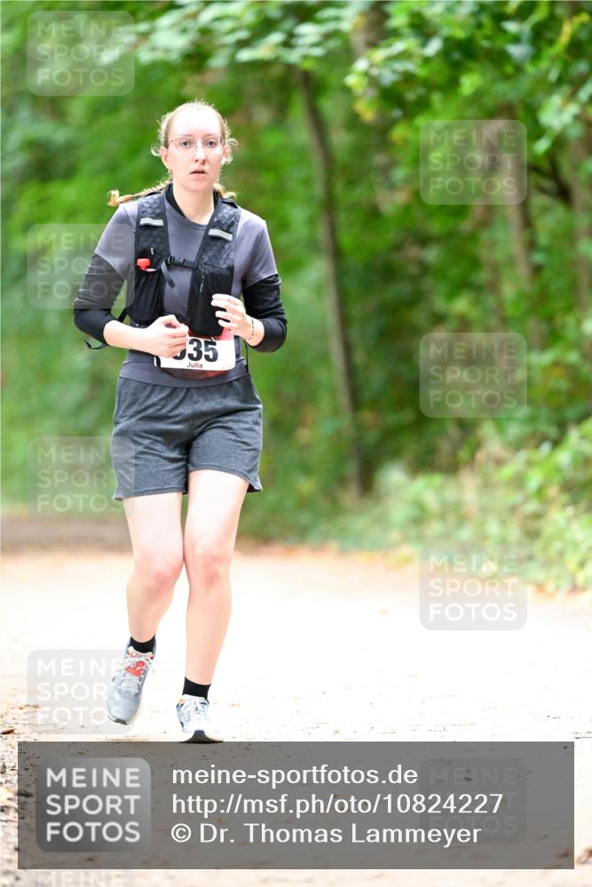 11.10.2026 - Bramfelder Halbmarathon 2026 Dr. Thomas Lammeyer http://msf.ph/oto/10824227 11.10.2026 10:41:42 Laufen 35 meine-sportfotos.de