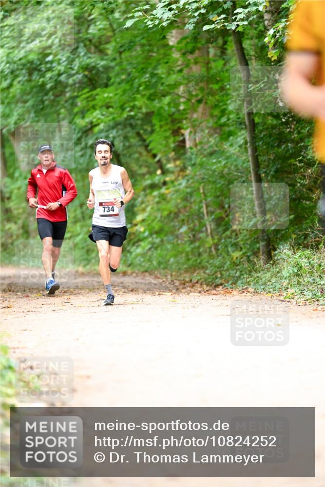 11.10.2026 - Bramfelder Halbmarathon 2026 Dr. Thomas Lammeyer http://msf.ph/oto/10824252 11.10.2026 10:41:49 Laufen 734 meine-sportfotos.de
