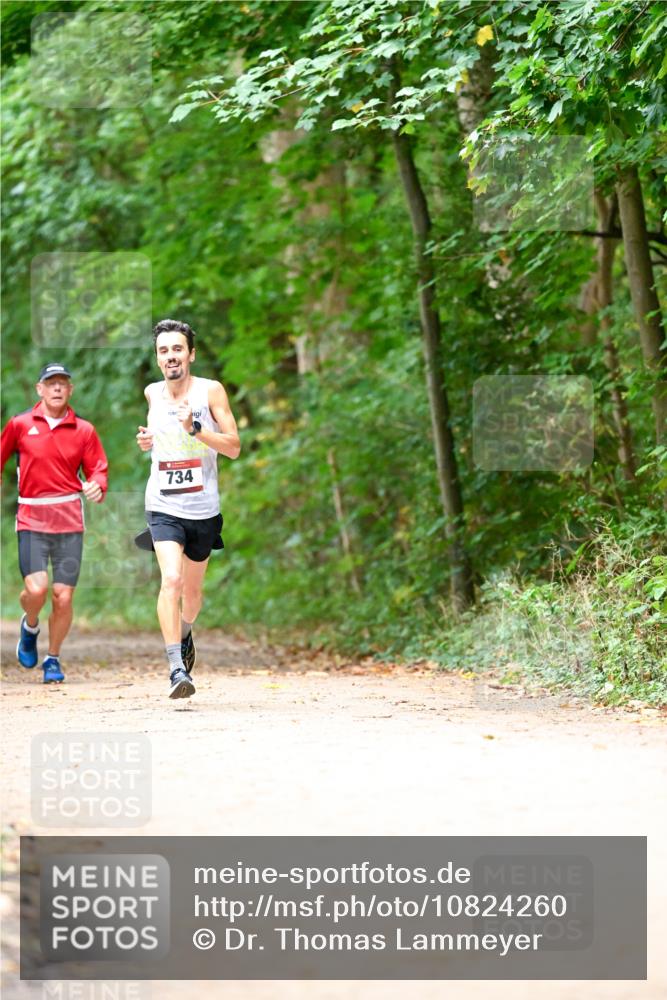11.10.2026 - Bramfelder Halbmarathon 2026 Dr. Thomas Lammeyer http://msf.ph/oto/10824260 11.10.2026 10:41:50 Laufen 734 meine-sportfotos.de
