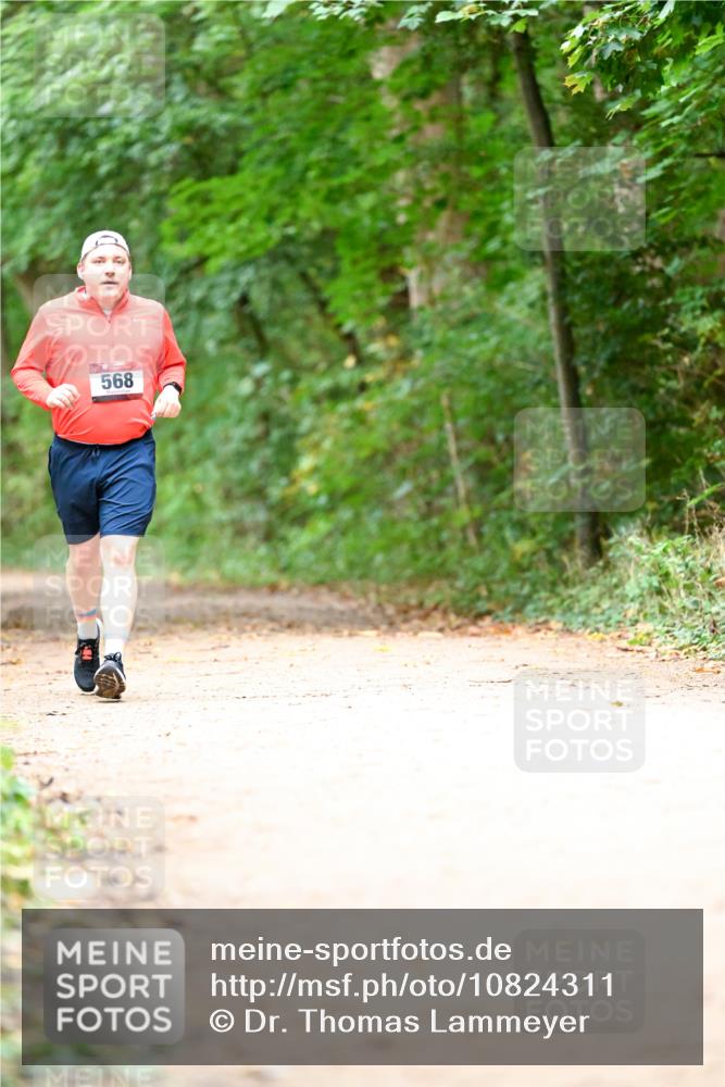 11.10.2026 - Bramfelder Halbmarathon 2026 Dr. Thomas Lammeyer http://msf.ph/oto/10824311 11.10.2026 10:42:09 Laufen 568 meine-sportfotos.de
