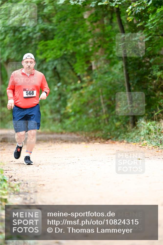 11.10.2026 - Bramfelder Halbmarathon 2026 Dr. Thomas Lammeyer http://msf.ph/oto/10824315 11.10.2026 10:42:10 Laufen 568 meine-sportfotos.de