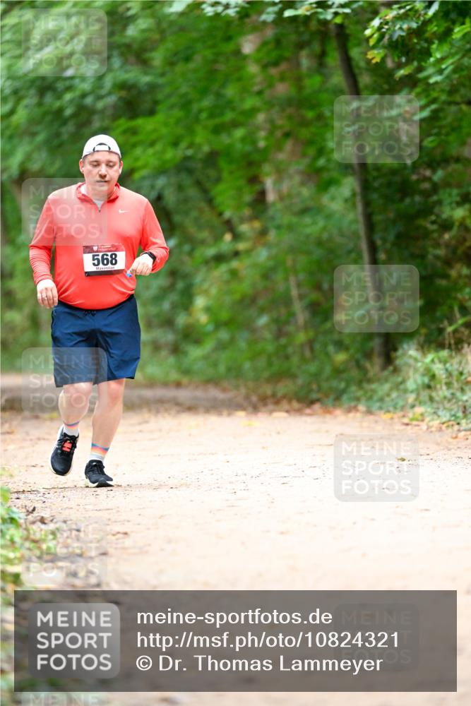 11.10.2026 - Bramfelder Halbmarathon 2026 Dr. Thomas Lammeyer http://msf.ph/oto/10824321 11.10.2026 10:42:11 Laufen 568 meine-sportfotos.de