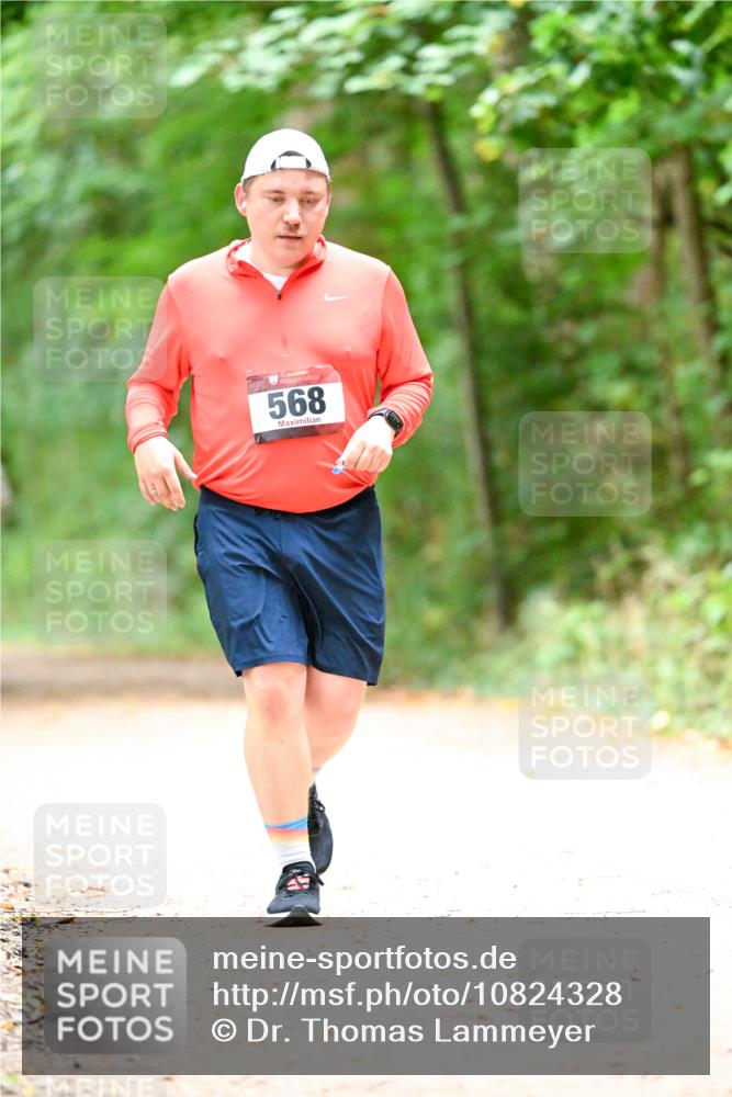 11.10.2026 - Bramfelder Halbmarathon 2026 Dr. Thomas Lammeyer http://msf.ph/oto/10824328 11.10.2026 10:42:13 Laufen 568 meine-sportfotos.de