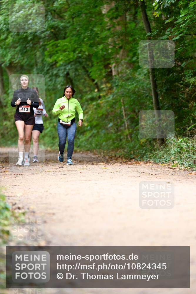 11.10.2026 - Bramfelder Halbmarathon 2026 Dr. Thomas Lammeyer http://msf.ph/oto/10824345 11.10.2026 10:42:30 Laufen 413, 629 meine-sportfotos.de
