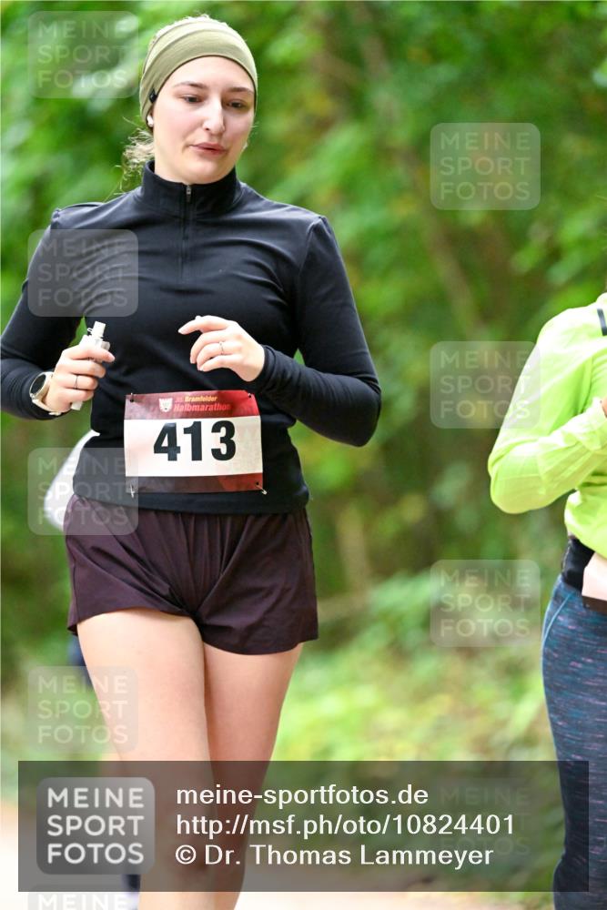 11.10.2026 - Bramfelder Halbmarathon 2026 Dr. Thomas Lammeyer http://msf.ph/oto/10824401 11.10.2026 10:42:40 Laufen 35, 413 meine-sportfotos.de