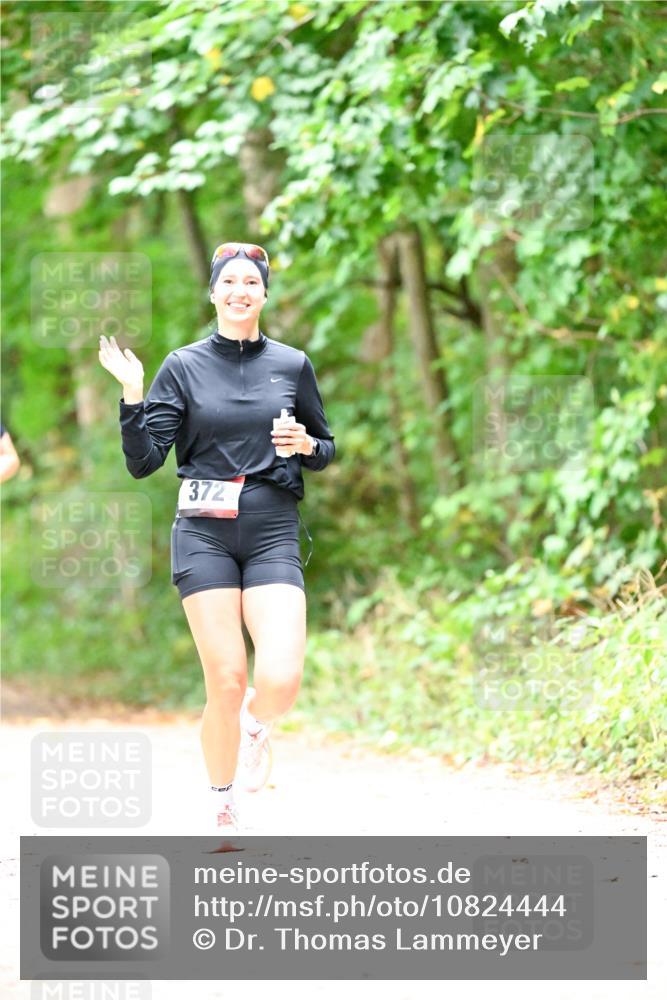 11.10.2026 - Bramfelder Halbmarathon 2026 Dr. Thomas Lammeyer http://msf.ph/oto/10824444 11.10.2026 10:42:57 Laufen 372 meine-sportfotos.de