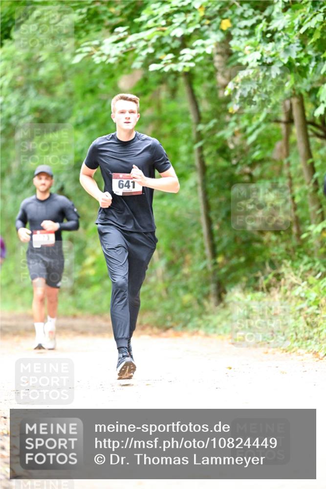 11.10.2026 - Bramfelder Halbmarathon 2026 Dr. Thomas Lammeyer http://msf.ph/oto/10824449 11.10.2026 10:42:58 Laufen 641 meine-sportfotos.de