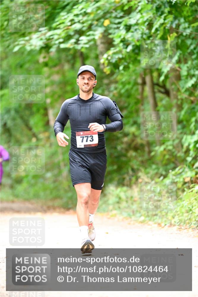 11.10.2026 - Bramfelder Halbmarathon 2026 Dr. Thomas Lammeyer http://msf.ph/oto/10824464 11.10.2026 10:43:02 Laufen 246, 773 meine-sportfotos.de