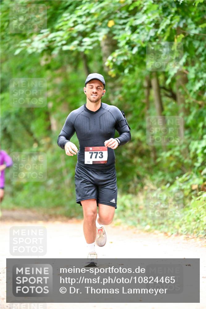 11.10.2026 - Bramfelder Halbmarathon 2026 Dr. Thomas Lammeyer http://msf.ph/oto/10824465 11.10.2026 10:43:02 Laufen 246, 773 meine-sportfotos.de