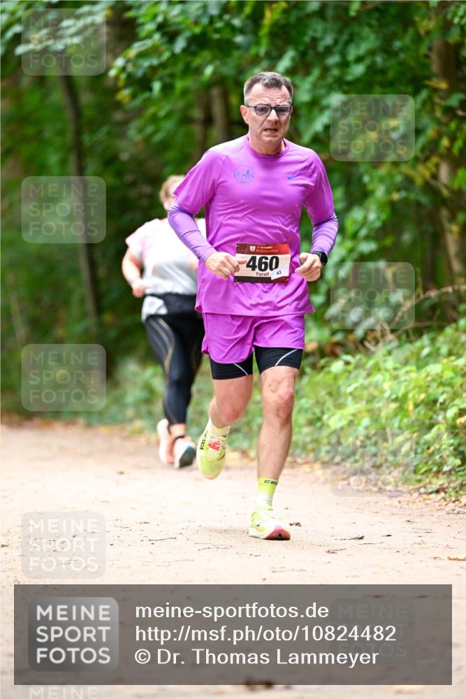 11.10.2026 - Bramfelder Halbmarathon 2026 Dr. Thomas Lammeyer http://msf.ph/oto/10824482 11.10.2026 10:43:08 Laufen 25, 460, 43 meine-sportfotos.de