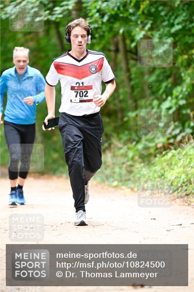 11.10.2026 - Bramfelder Halbmarathon 2026 Dr. Thomas Lammeyer http://msf.ph/oto/10824500 11.10.2026 10:43:14 Laufen 35, 702, 6 meine-sportfotos.de