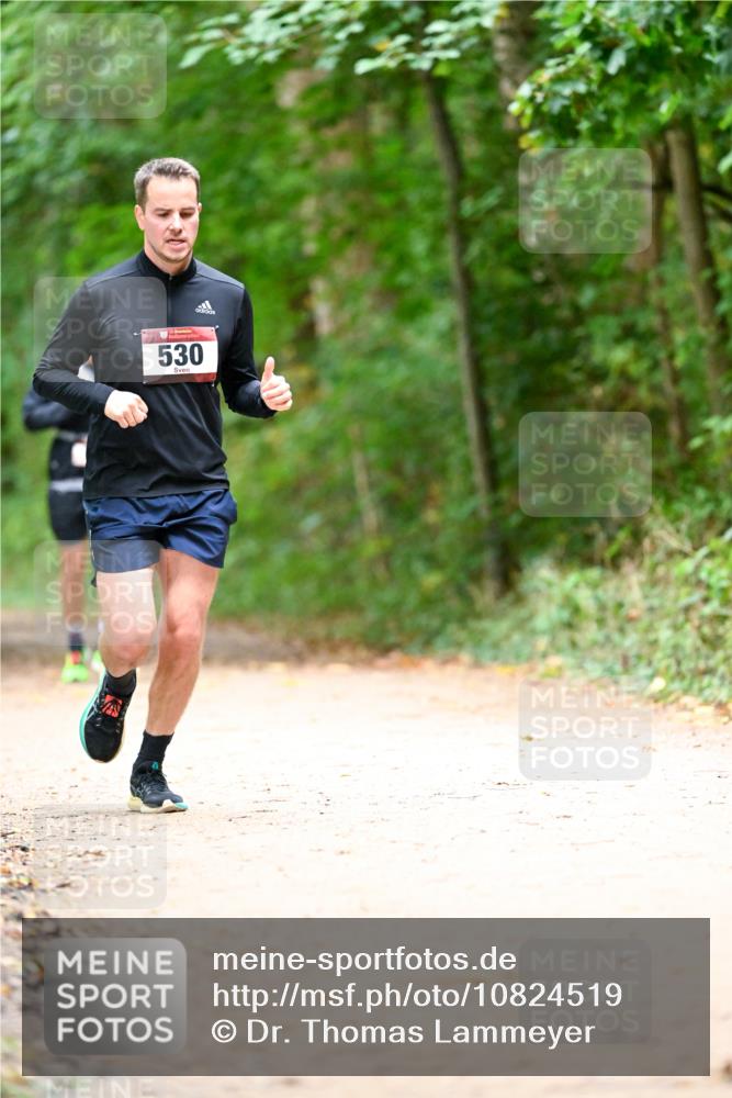 11.10.2026 - Bramfelder Halbmarathon 2026 Dr. Thomas Lammeyer http://msf.ph/oto/10824519 11.10.2026 10:43:22 Laufen 530 meine-sportfotos.de