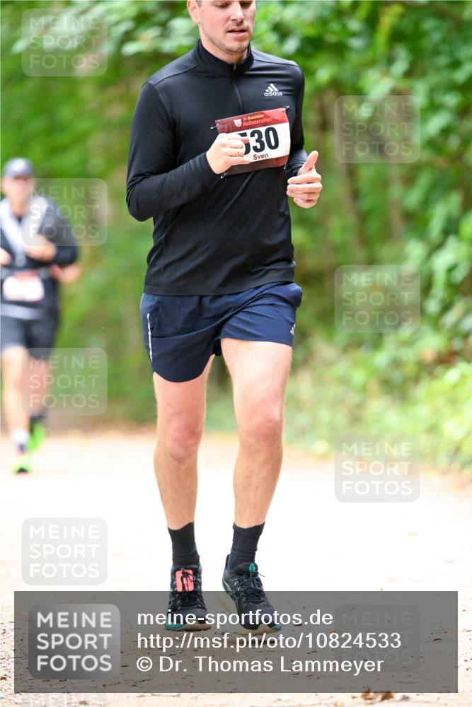 11.10.2026 - Bramfelder Halbmarathon 2026 Dr. Thomas Lammeyer http://msf.ph/oto/10824533 11.10.2026 10:43:23 Laufen 35, 30 meine-sportfotos.de