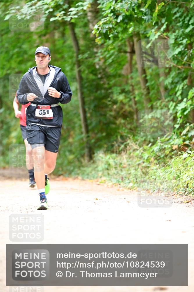 11.10.2026 - Bramfelder Halbmarathon 2026 Dr. Thomas Lammeyer http://msf.ph/oto/10824539 11.10.2026 10:43:25 Laufen 551 meine-sportfotos.de