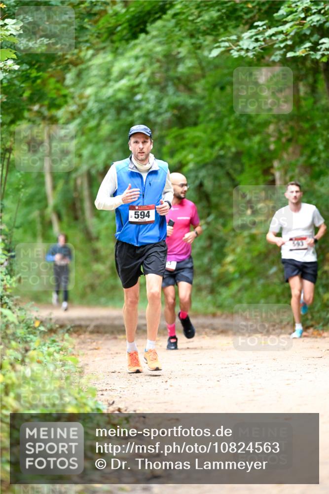 11.10.2026 - Bramfelder Halbmarathon 2026 Dr. Thomas Lammeyer http://msf.ph/oto/10824563 11.10.2026 10:43:39 Laufen 594 meine-sportfotos.de