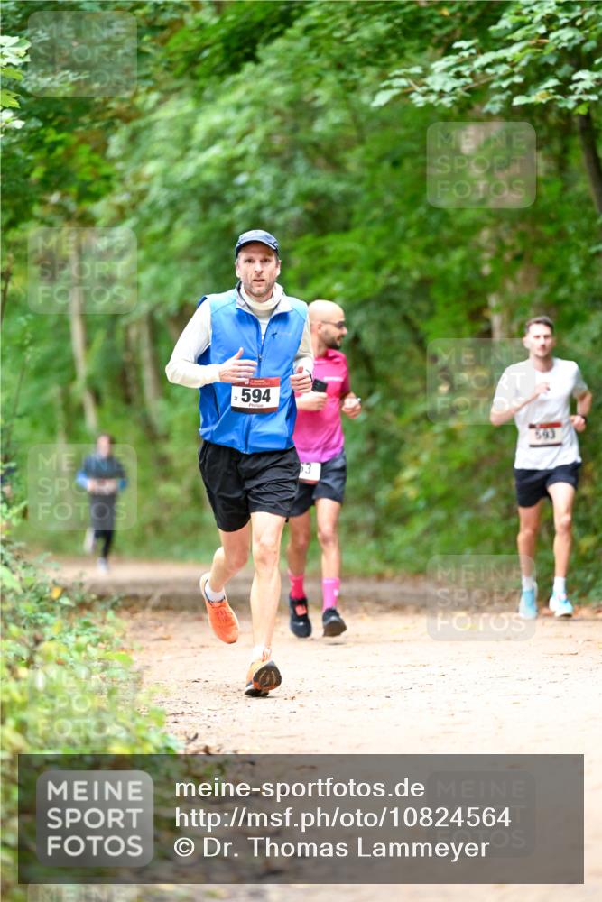 11.10.2026 - Bramfelder Halbmarathon 2026 Dr. Thomas Lammeyer http://msf.ph/oto/10824564 11.10.2026 10:43:39 Laufen 594, 63 meine-sportfotos.de
