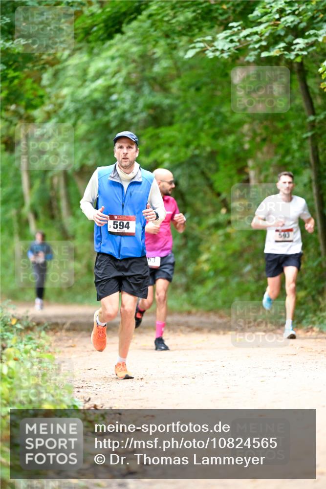 11.10.2026 - Bramfelder Halbmarathon 2026 Dr. Thomas Lammeyer http://msf.ph/oto/10824565 11.10.2026 10:43:39 Laufen 594, 63 meine-sportfotos.de