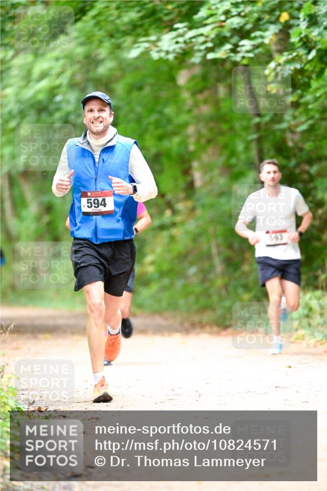 11.10.2026 - Bramfelder Halbmarathon 2026 Dr. Thomas Lammeyer http://msf.ph/oto/10824571 11.10.2026 10:43:40 Laufen 594 meine-sportfotos.de
