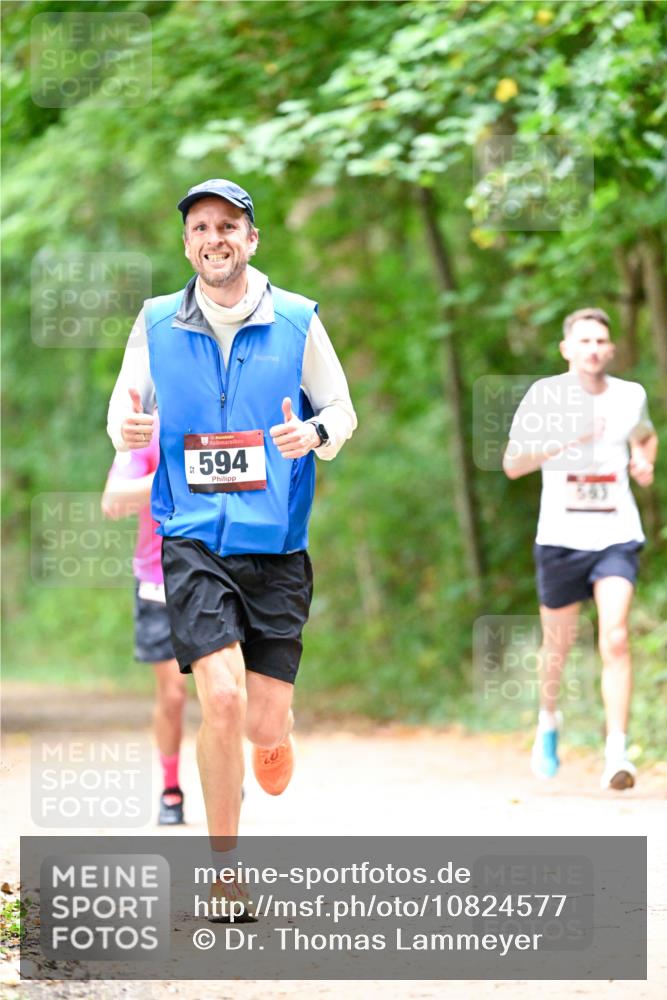 11.10.2026 - Bramfelder Halbmarathon 2026 Dr. Thomas Lammeyer http://msf.ph/oto/10824577 11.10.2026 10:43:41 Laufen 22, 594 meine-sportfotos.de
