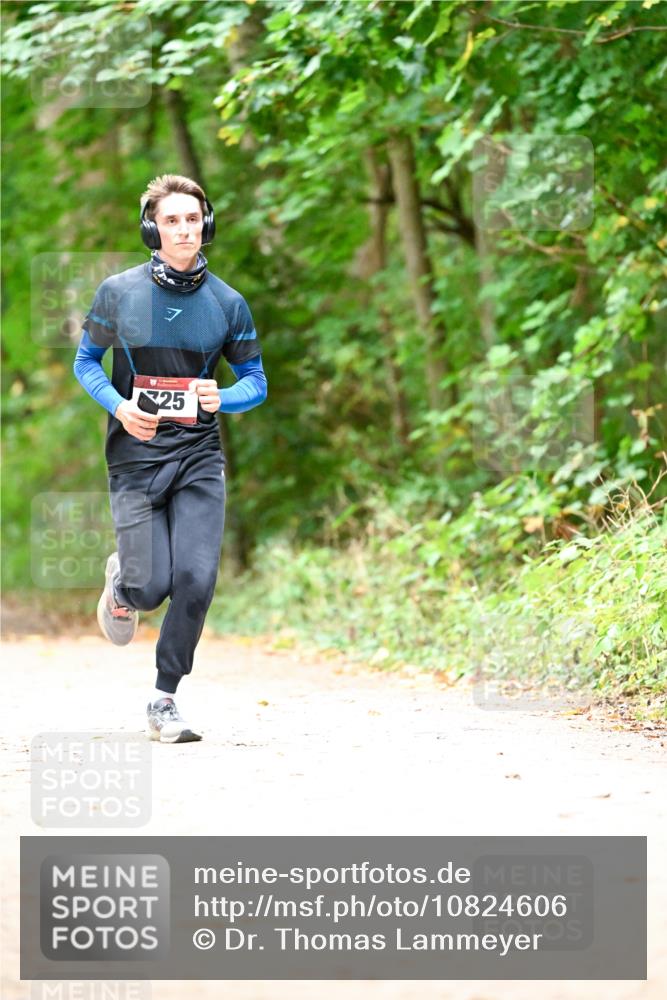 11.10.2026 - Bramfelder Halbmarathon 2026 Dr. Thomas Lammeyer http://msf.ph/oto/10824606 11.10.2026 10:43:52 Laufen 25 meine-sportfotos.de