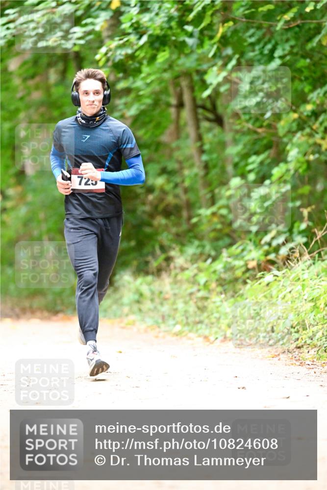 11.10.2026 - Bramfelder Halbmarathon 2026 Dr. Thomas Lammeyer http://msf.ph/oto/10824608 11.10.2026 10:43:52 Laufen 725 meine-sportfotos.de