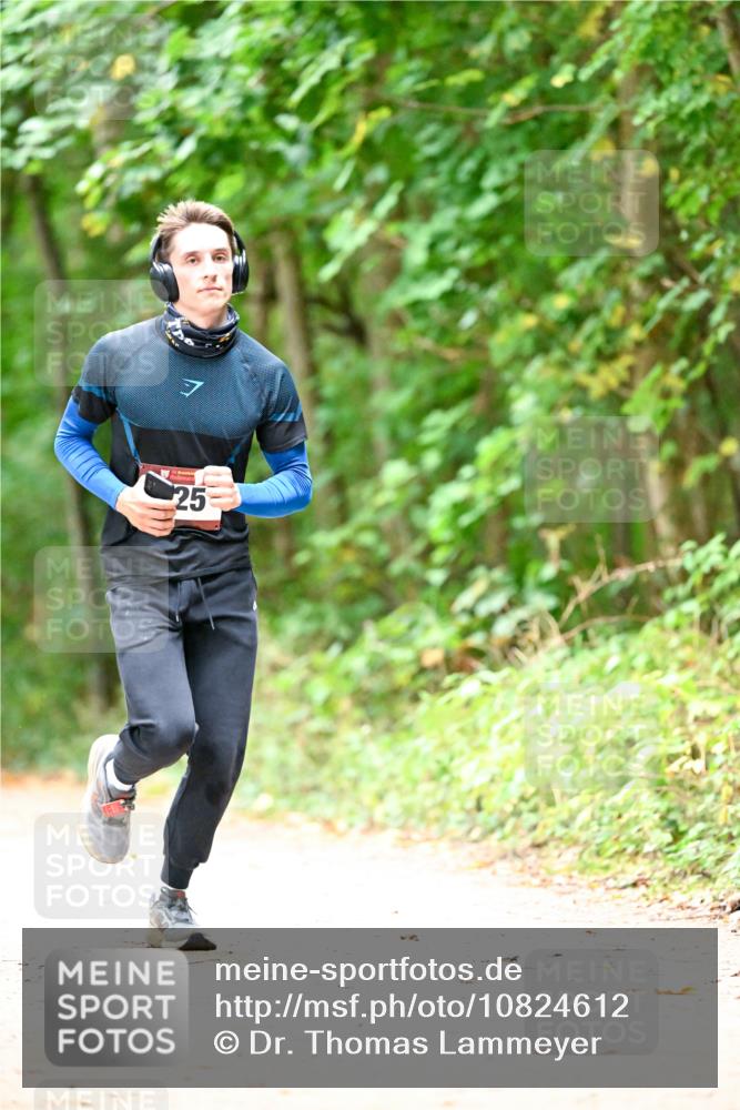 11.10.2026 - Bramfelder Halbmarathon 2026 Dr. Thomas Lammeyer http://msf.ph/oto/10824612 11.10.2026 10:43:52 Laufen 25 meine-sportfotos.de