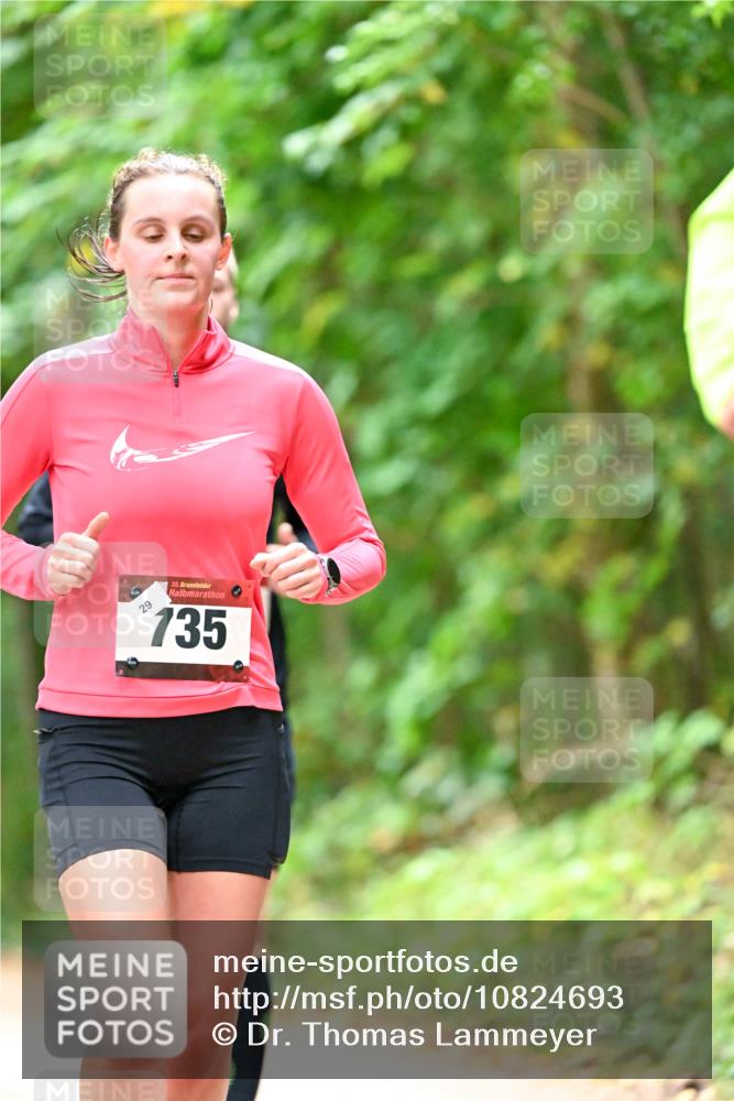 11.10.2026 - Bramfelder Halbmarathon 2026 Dr. Thomas Lammeyer http://msf.ph/oto/10824693 11.10.2026 10:44:43 Laufen 29, 35, 735 meine-sportfotos.de
