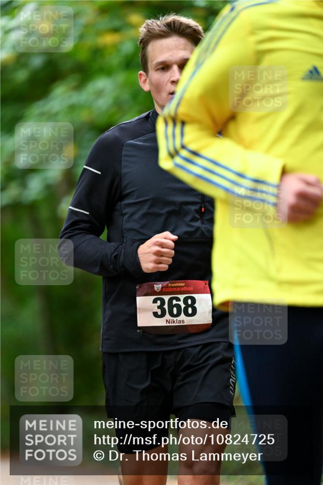 11.10.2026 - Bramfelder Halbmarathon 2026 Dr. Thomas Lammeyer http://msf.ph/oto/10824725 11.10.2026 10:44:48 Laufen 35, 368 meine-sportfotos.de