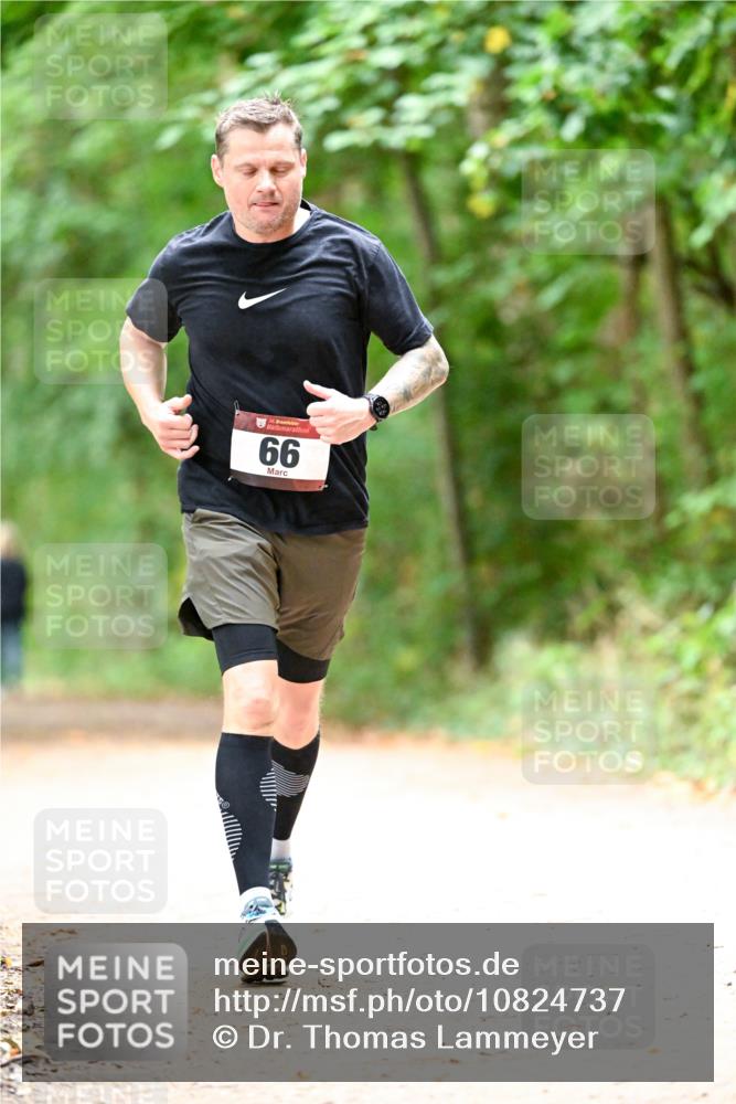 11.10.2026 - Bramfelder Halbmarathon 2026 Dr. Thomas Lammeyer http://msf.ph/oto/10824737 11.10.2026 10:44:51 Laufen 35, 66 meine-sportfotos.de