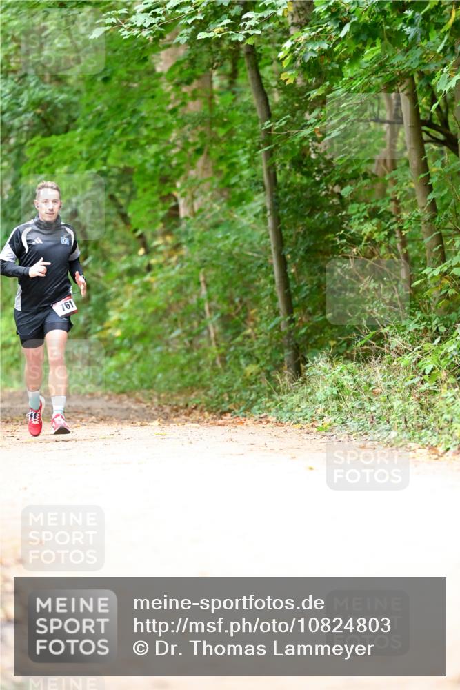 11.10.2026 - Bramfelder Halbmarathon 2026 Dr. Thomas Lammeyer http://msf.ph/oto/10824803 11.10.2026 10:45:39 Laufen 761 meine-sportfotos.de