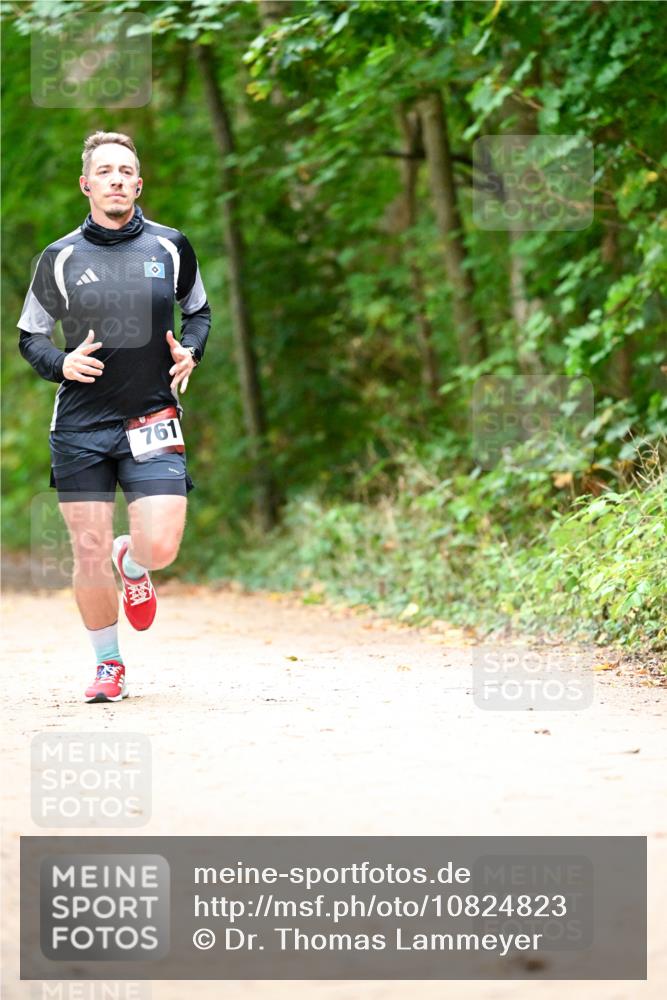 11.10.2026 - Bramfelder Halbmarathon 2026 Dr. Thomas Lammeyer http://msf.ph/oto/10824823 11.10.2026 10:45:42 Laufen 761 meine-sportfotos.de