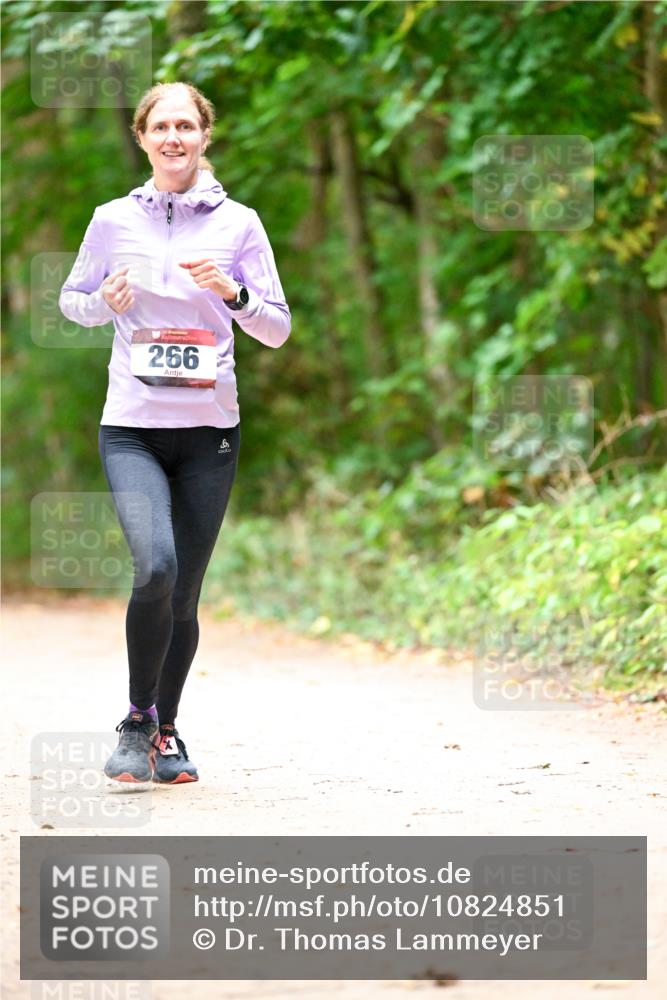 11.10.2026 - Bramfelder Halbmarathon 2026 Dr. Thomas Lammeyer http://msf.ph/oto/10824851 11.10.2026 10:45:47 Laufen 266 meine-sportfotos.de