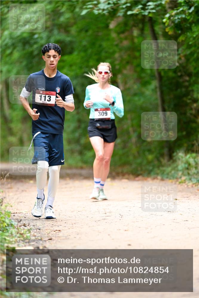 11.10.2026 - Bramfelder Halbmarathon 2026 Dr. Thomas Lammeyer http://msf.ph/oto/10824854 11.10.2026 10:45:49 Laufen 113, 309 meine-sportfotos.de