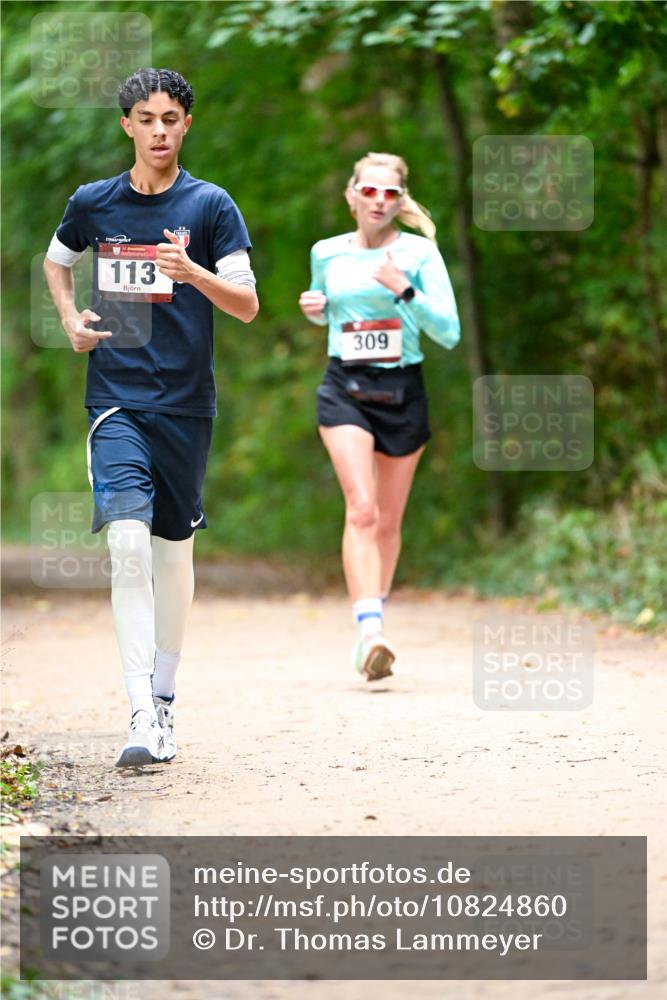 11.10.2026 - Bramfelder Halbmarathon 2026 Dr. Thomas Lammeyer http://msf.ph/oto/10824860 11.10.2026 10:45:50 Laufen 113, 309 meine-sportfotos.de