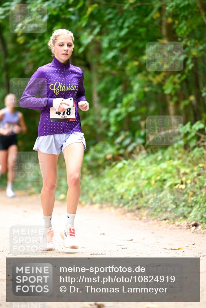 11.10.2026 - Bramfelder Halbmarathon 2026 Dr. Thomas Lammeyer http://msf.ph/oto/10824919 11.10.2026 10:46:20 Laufen 478 meine-sportfotos.de