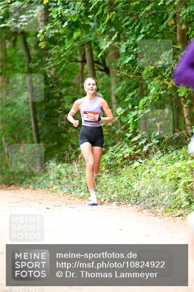 11.10.2026 - Bramfelder Halbmarathon 2026 Dr. Thomas Lammeyer http://msf.ph/oto/10824922 11.10.2026 10:46:22 Laufen  meine-sportfotos.de