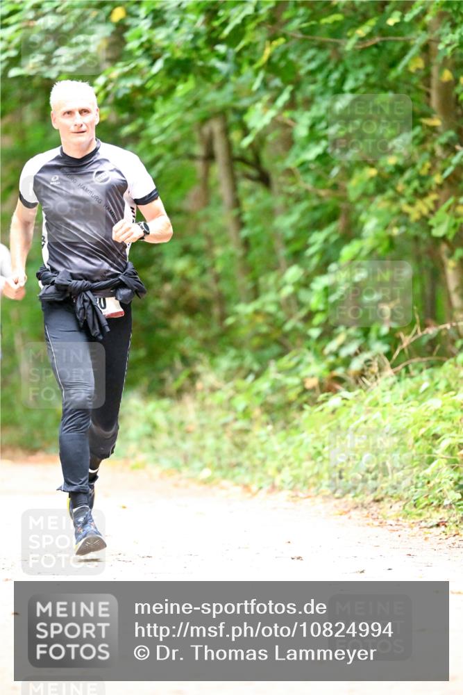 11.10.2026 - Bramfelder Halbmarathon 2026 Dr. Thomas Lammeyer http://msf.ph/oto/10824994 11.10.2026 10:46:58 Laufen  meine-sportfotos.de