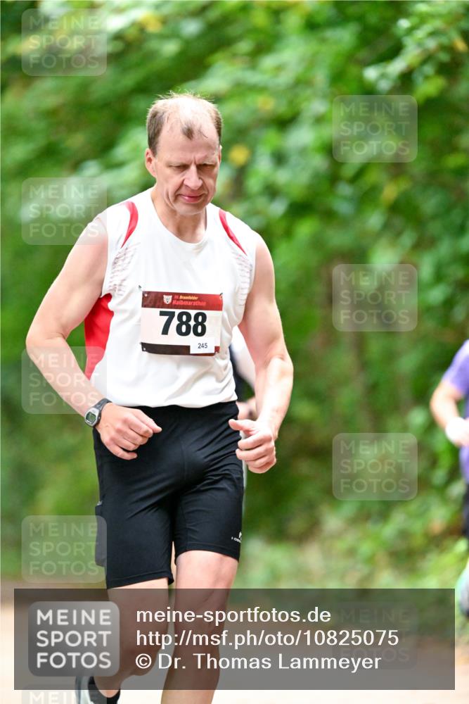 11.10.2026 - Bramfelder Halbmarathon 2026 Dr. Thomas Lammeyer http://msf.ph/oto/10825075 11.10.2026 10:47:23 Laufen 35, 788, 245 meine-sportfotos.de