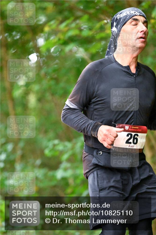 11.10.2026 - Bramfelder Halbmarathon 2026 Dr. Thomas Lammeyer http://msf.ph/oto/10825110 11.10.2026 10:47:41 Laufen 35, 26 meine-sportfotos.de