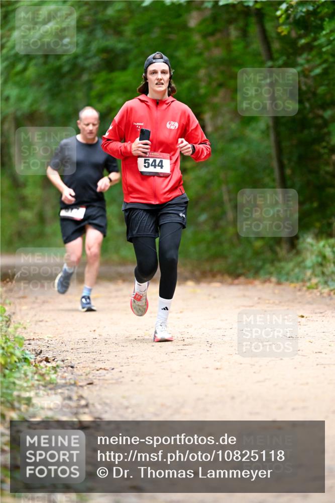 11.10.2026 - Bramfelder Halbmarathon 2026 Dr. Thomas Lammeyer http://msf.ph/oto/10825118 11.10.2026 10:47:44 Laufen 544 meine-sportfotos.de