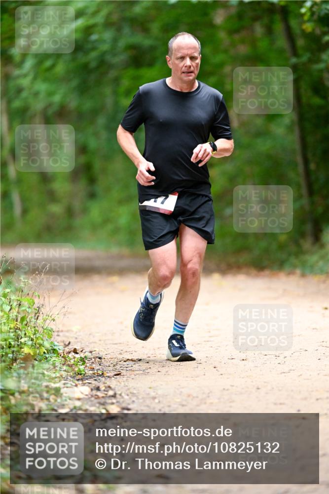 11.10.2026 - Bramfelder Halbmarathon 2026 Dr. Thomas Lammeyer http://msf.ph/oto/10825132 11.10.2026 10:47:47 Laufen  meine-sportfotos.de