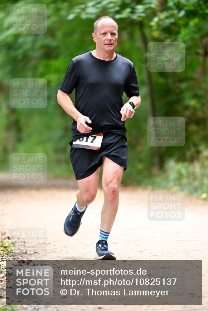 11.10.2026 - Bramfelder Halbmarathon 2026 Dr. Thomas Lammeyer http://msf.ph/oto/10825137 11.10.2026 10:47:48 Laufen 017 meine-sportfotos.de