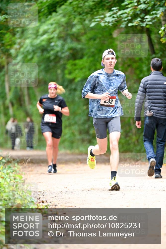 11.10.2026 - Bramfelder Halbmarathon 2026 Dr. Thomas Lammeyer http://msf.ph/oto/10825231 11.10.2026 10:48:38 Laufen 232 meine-sportfotos.de