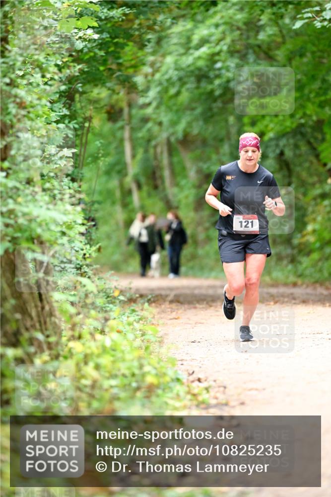 11.10.2026 - Bramfelder Halbmarathon 2026 Dr. Thomas Lammeyer http://msf.ph/oto/10825235 11.10.2026 10:48:39 Laufen 121 meine-sportfotos.de