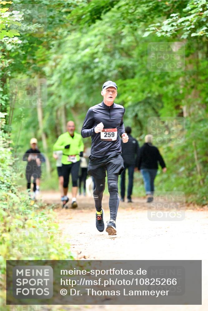 11.10.2026 - Bramfelder Halbmarathon 2026 Dr. Thomas Lammeyer http://msf.ph/oto/10825266 11.10.2026 10:48:52 Laufen 259 meine-sportfotos.de