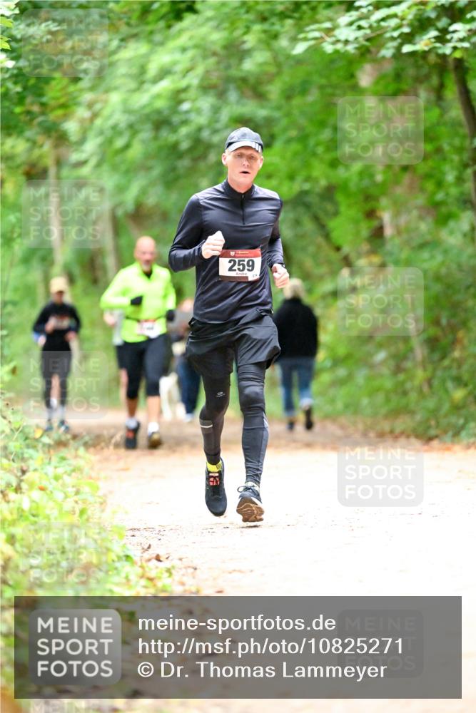 11.10.2026 - Bramfelder Halbmarathon 2026 Dr. Thomas Lammeyer http://msf.ph/oto/10825271 11.10.2026 10:48:52 Laufen 259, 27 meine-sportfotos.de