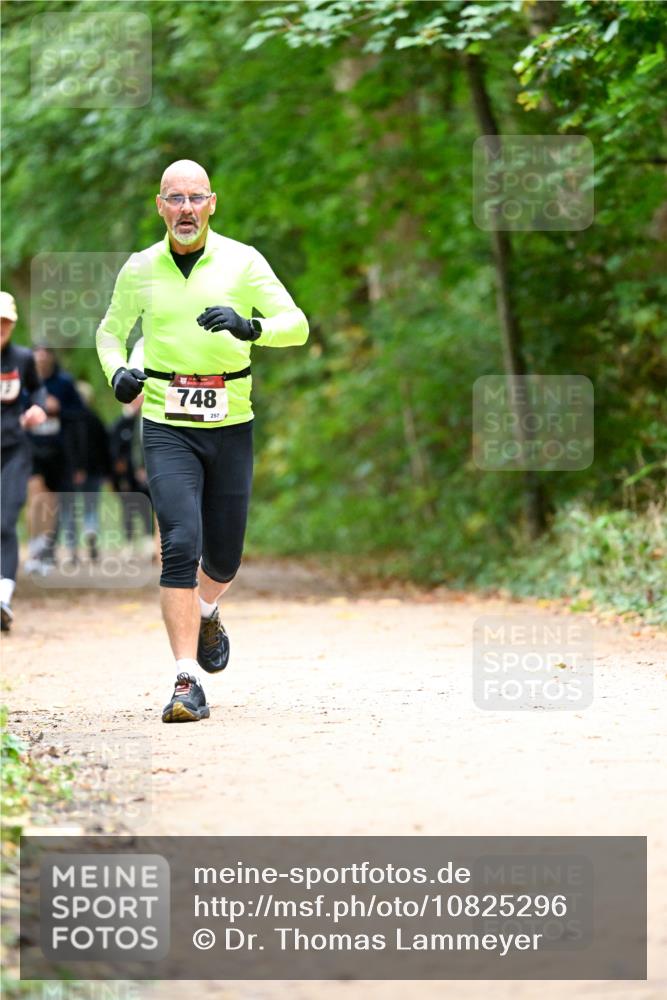 11.10.2026 - Bramfelder Halbmarathon 2026 Dr. Thomas Lammeyer http://msf.ph/oto/10825296 11.10.2026 10:48:57 Laufen 748, 257 meine-sportfotos.de