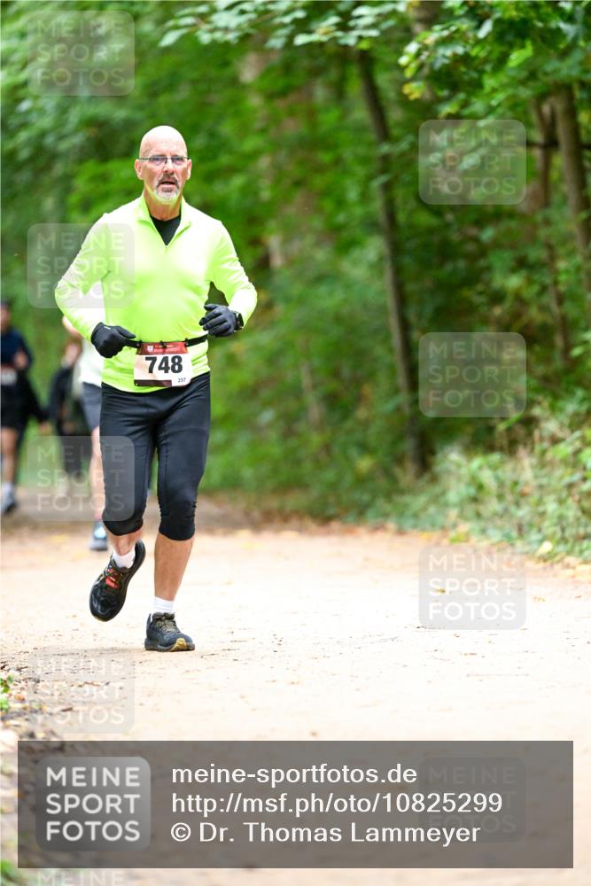 11.10.2026 - Bramfelder Halbmarathon 2026 Dr. Thomas Lammeyer http://msf.ph/oto/10825299 11.10.2026 10:48:58 Laufen 748 meine-sportfotos.de